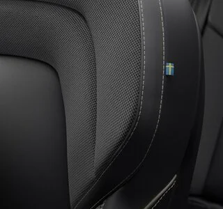 VOLVO V60 B4 D Plus Dark