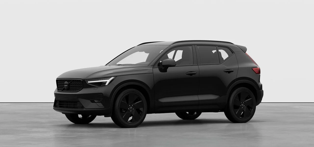 FACELIFT: VOLVO XC40 B3 B Plus Black Edition