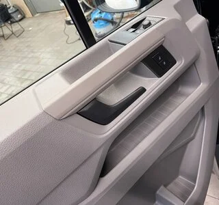 VW Crafter Kasten 35 mittellang Hochdach