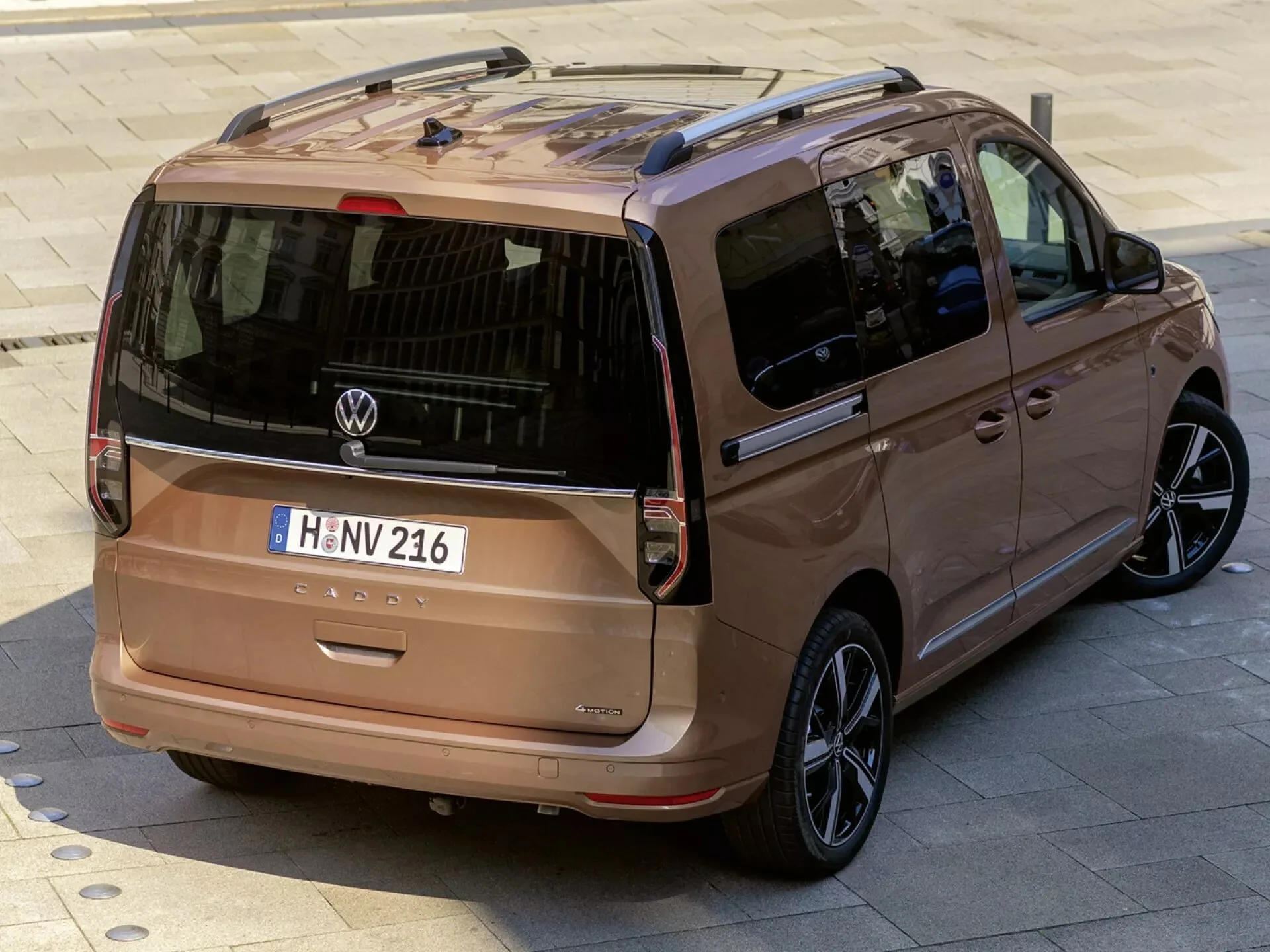 Der Volkswagen Caddy in der Heckansicht