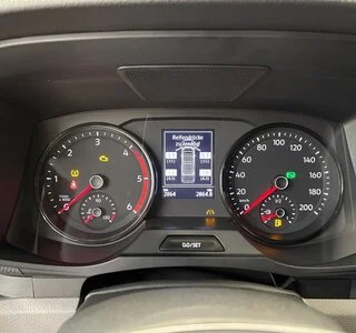 VW Crafter Kasten 35 mittellang Hochdach