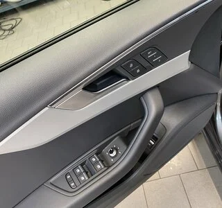 Audi A4 35 2.0 TFSI Avant S-Line