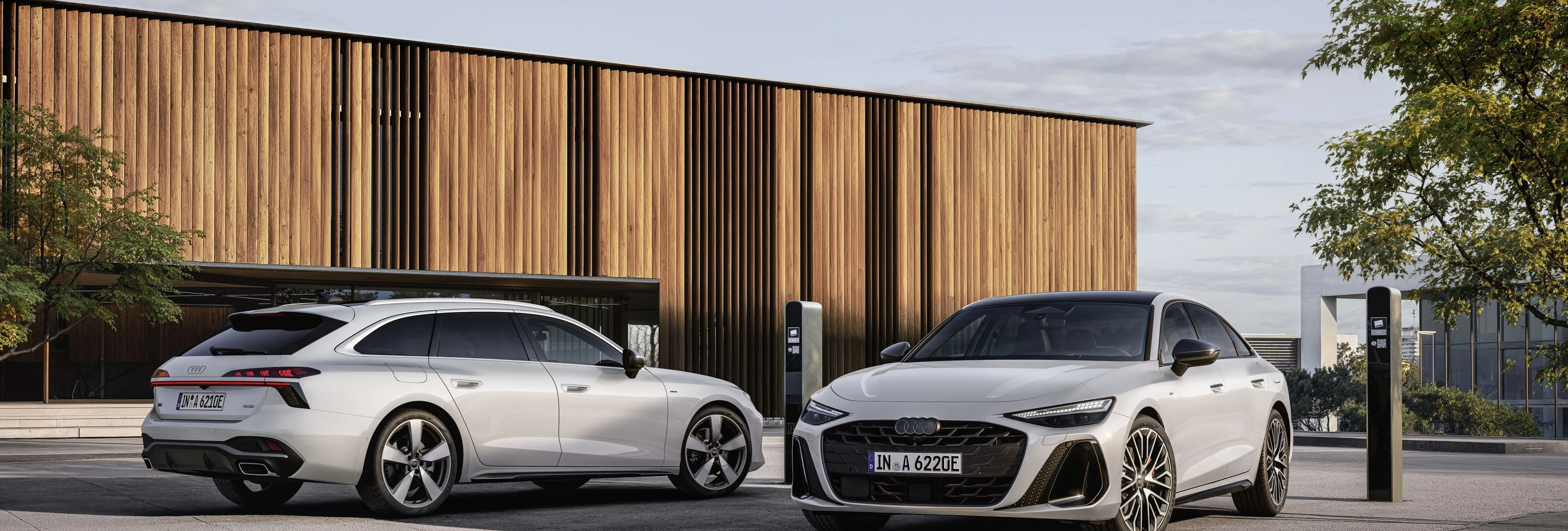 Das Exterior des neuen Audi A6. e-hybrid Avant und Limousine.