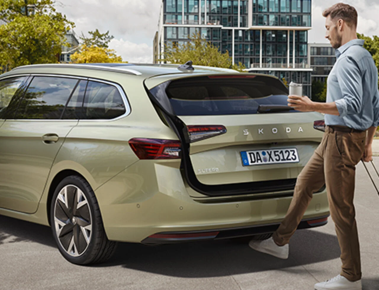 Skoda Superb Combi Selection 1,5 TSI mHEV