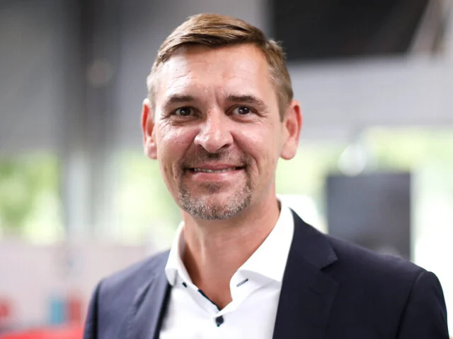 Sacha Becker