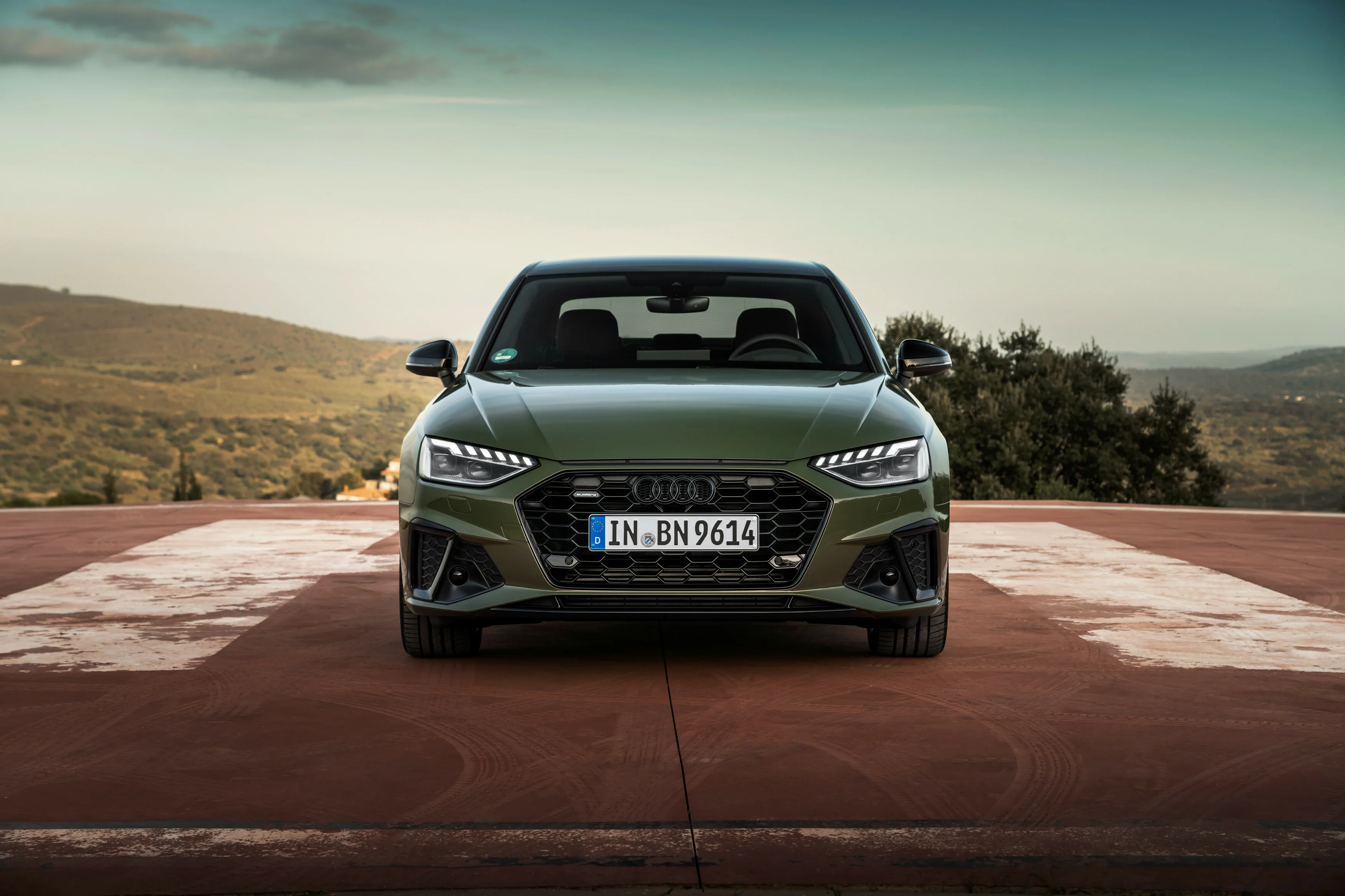 Der Audi A4 in der Frontansicht