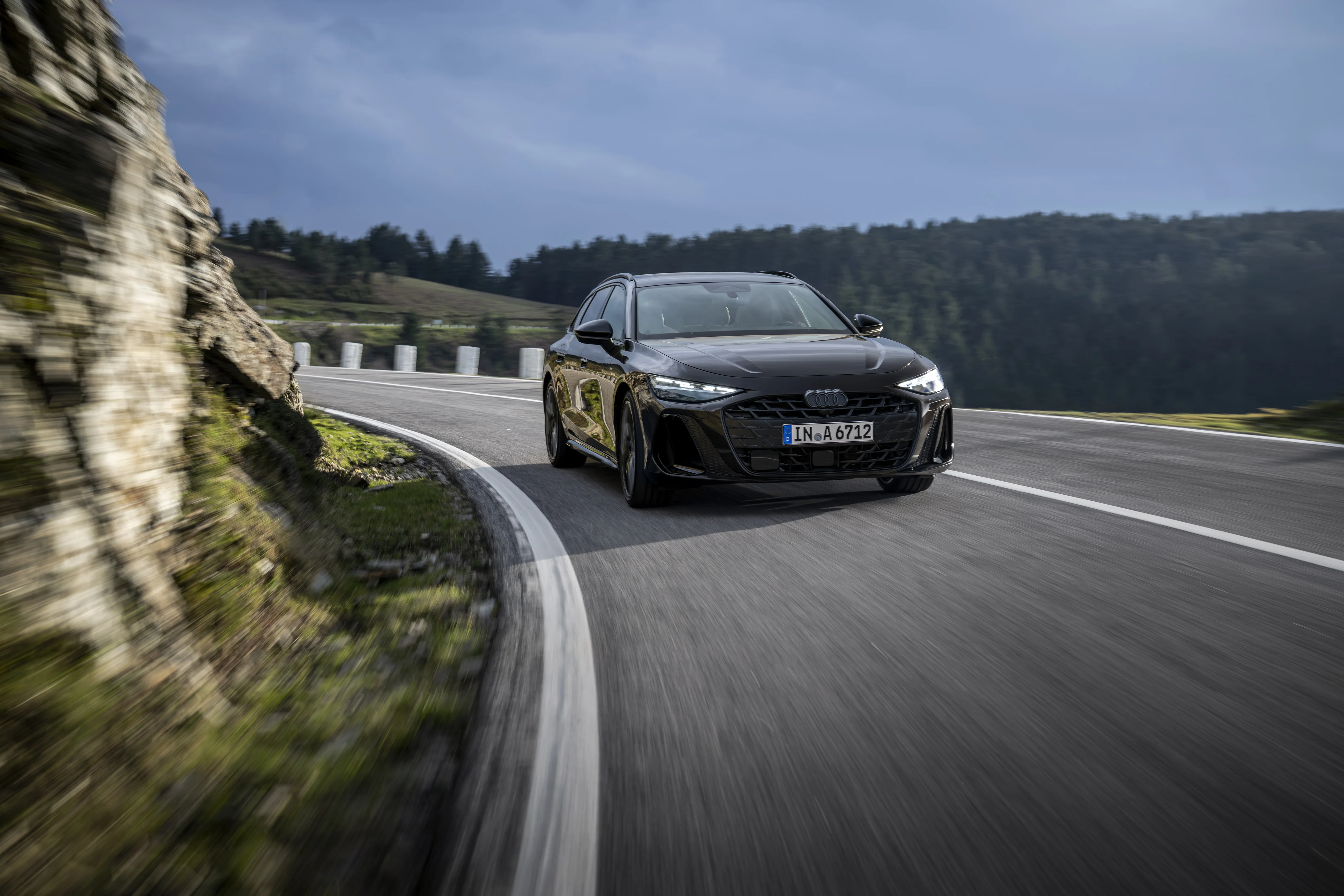 Frontansicht auf das Exterior des neuen Audi A6