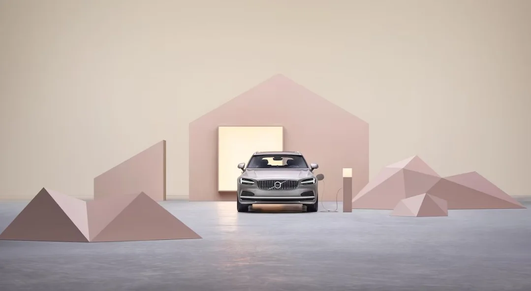 Die Frontansicht des Volvo V90.