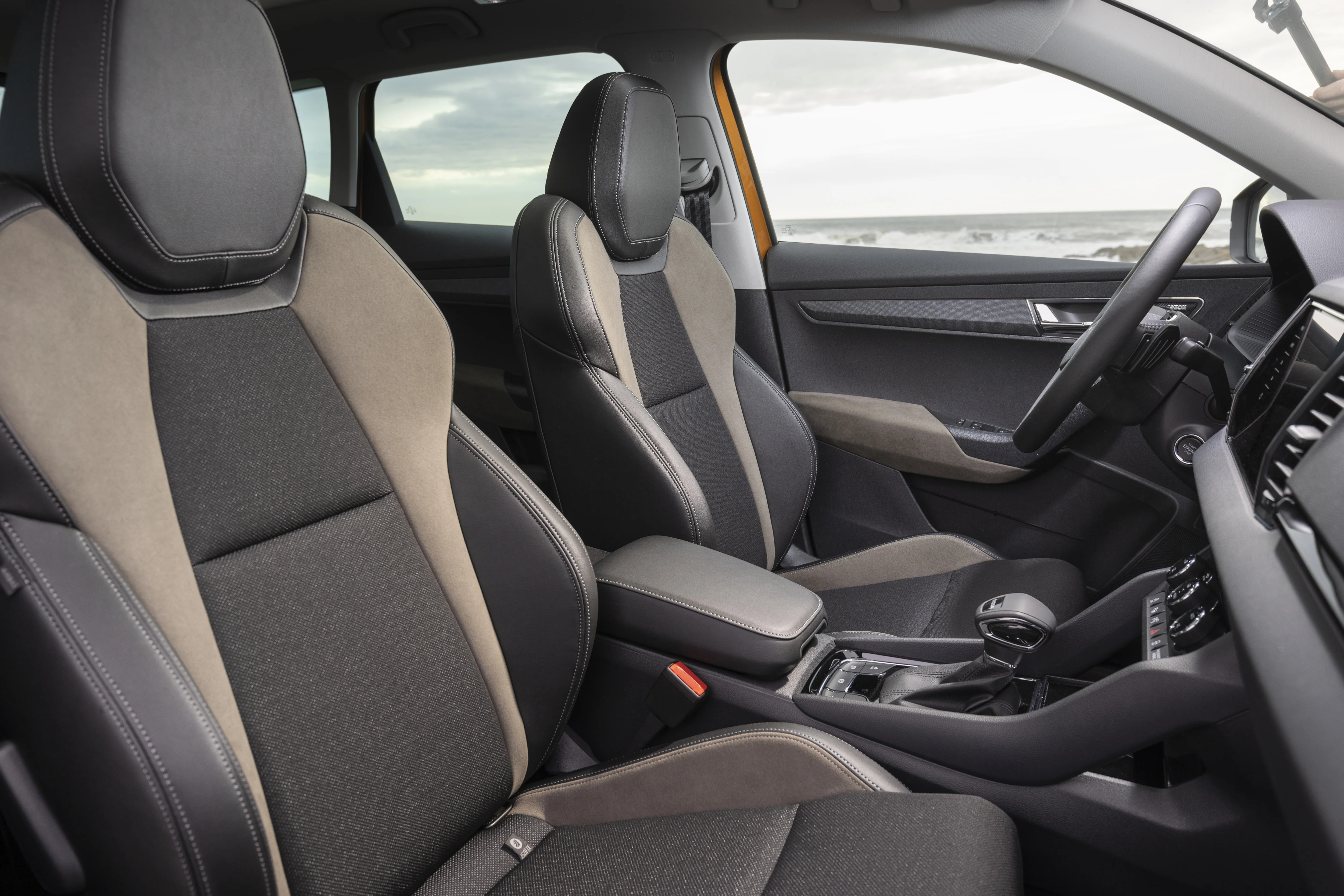 Blick in den Innenraum des Skoda Karoq