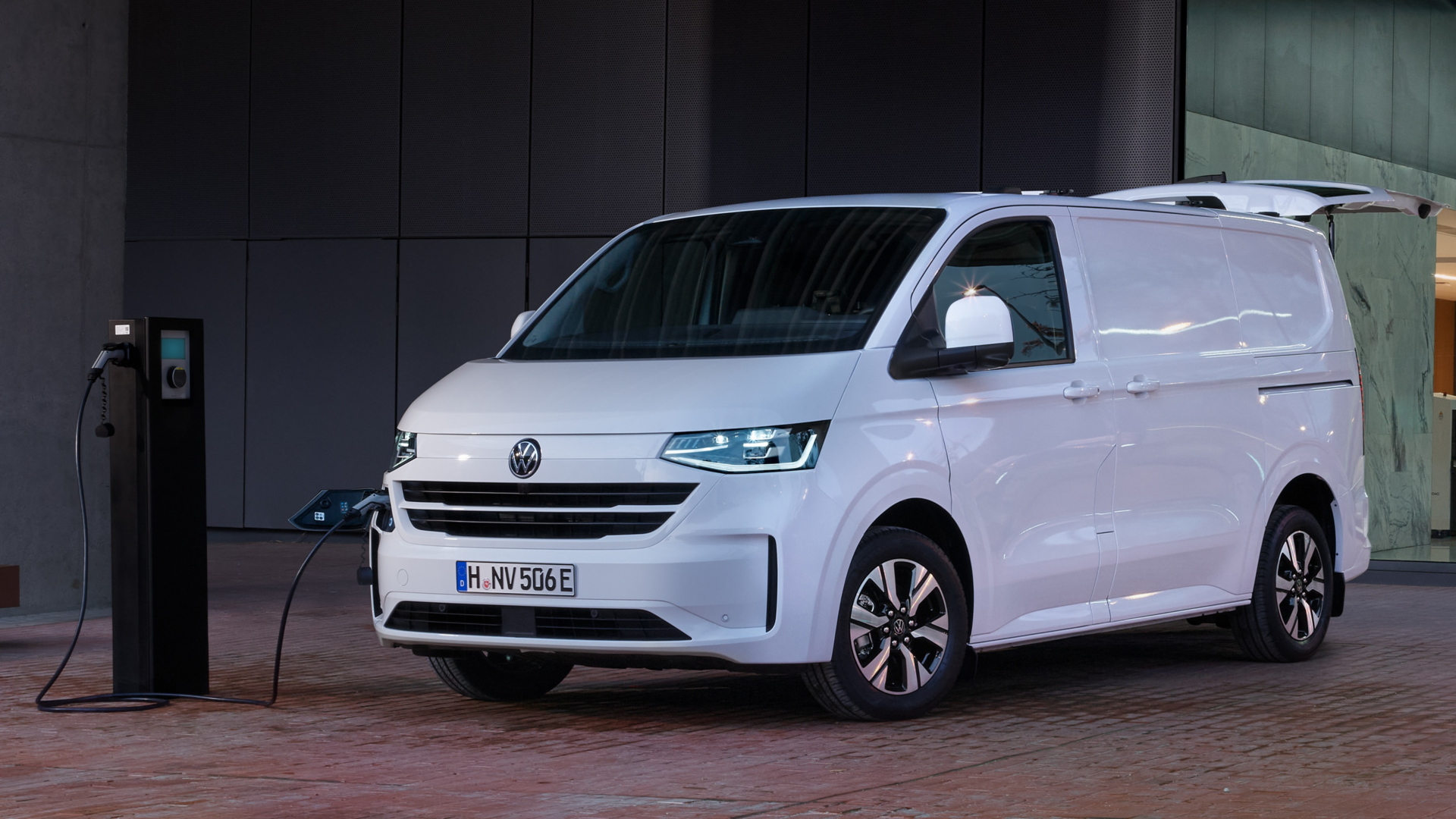 Die Außenansicht des VW Transporter Kasten