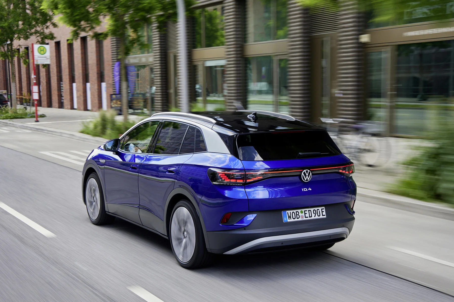 Der VW ID.4 aus der Heckansicht.